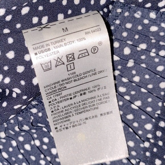Banana Republic polka dot top size medium - Picture 7 of 7